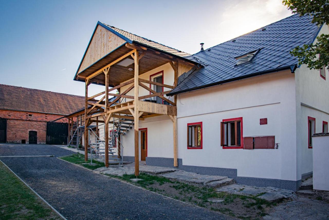 Apartmany Kurojedy Bor Extérieur photo
