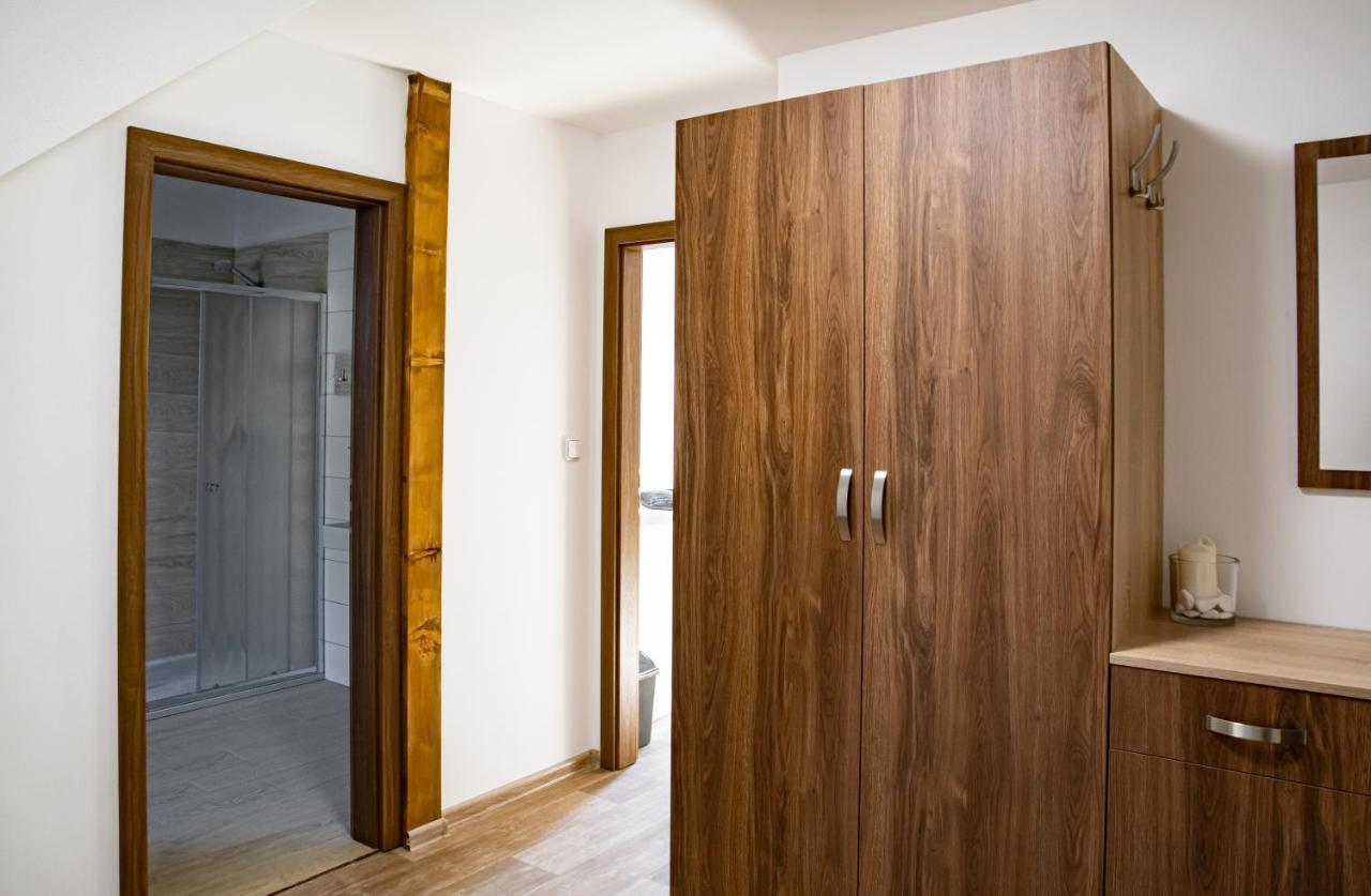 Apartmany Kurojedy Bor Extérieur photo