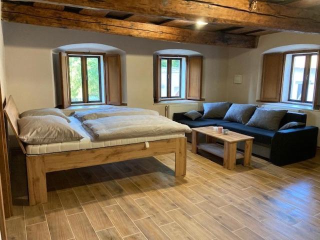 Apartmany Kurojedy Bor Extérieur photo